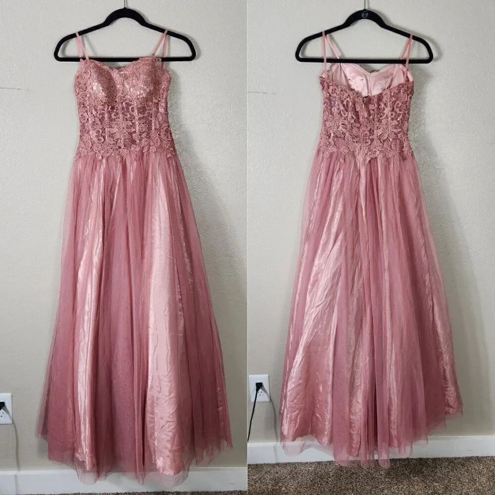 BCX Dress Size 3 NWT Pink Fairytale Prom Dress Corset
